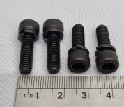 Винт крепления корпуса ударного механизма SP04