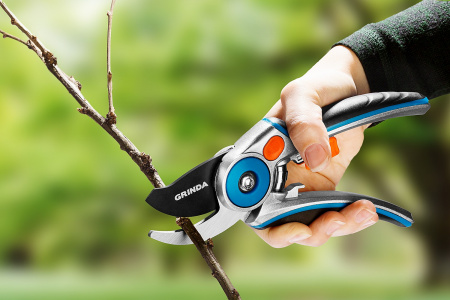 GRINDA P-29, 210 мм, закаленная сталь, усиленная конструкция с эргономичными алюминиевыми рукоятками, плоскостной секатор, PROLine (423429)