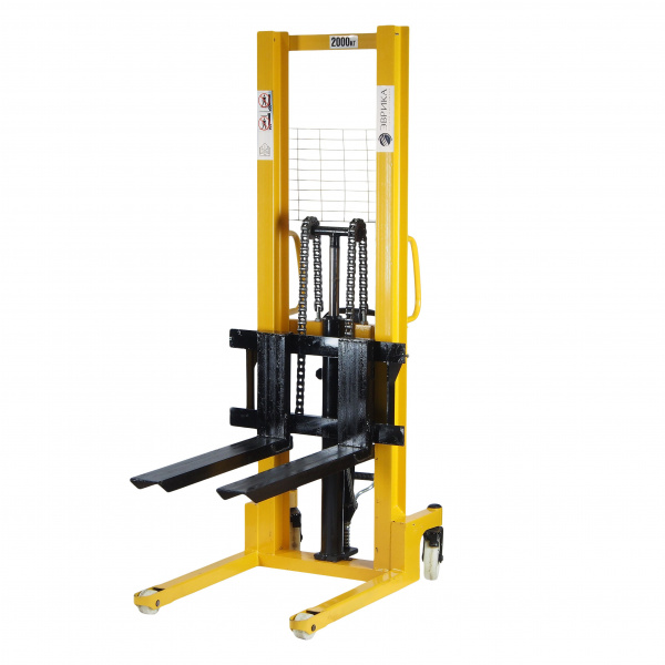 Штабелер ER-68002 ручной гидравлический 2т (min 105мм. max 1600мм,длина лап 900мм,внешняя ширина лап 200-710мм, для паллета 1000х1200мм) ЭВРИКА /1 OLD Штабелер ER-68002 ручной гидравлический 2т (min 105мм. max 1600мм,длина лап 900мм,внешняя ширина лап 200-710мм, для паллета 1000х1200мм) ЭВРИКА /1 OLD