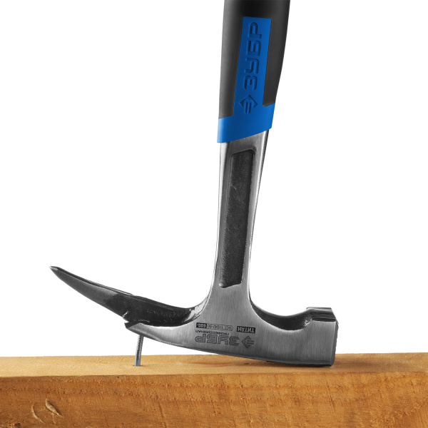 ЗУБР Профессионал 600 г, цельнокованый молоток кровельщика (20147-600)