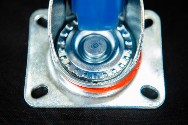 Колесо поворотное резина SRCLb 42 100 мм с тормозом (F) Колесо поворотное резина SRCLb 42 100 мм с тормозом (F)