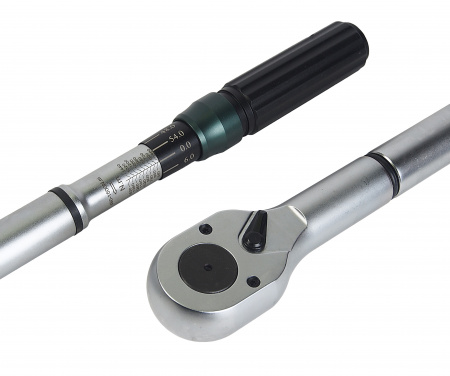 Ключ динамометрический RF-64781700 щелчкового типа с быстр.фикс. "Premium" 480-1500Нм,1",в пласт. кейсе ROCKFORCE /1/2