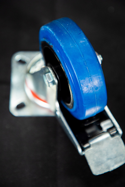 Колесо поворотное резина SRCLb 42 100 мм с тормозом (F) Колесо поворотное резина SRCLb 42 100 мм с тормозом (F)