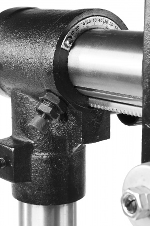 ЗУБР 550 Вт, 16 мм, радиально - сверлильный станок (ЗСС-550)