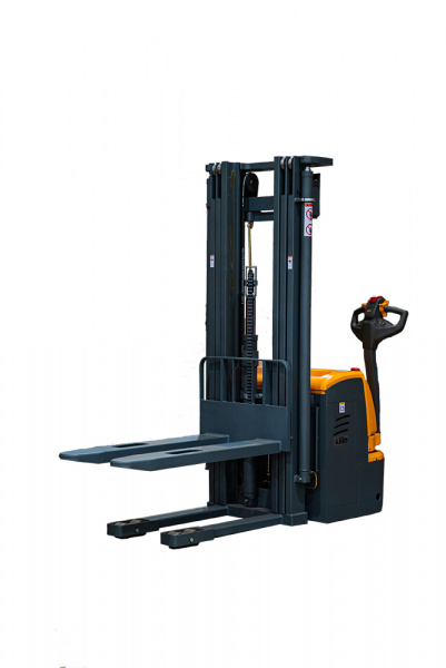 Штабелер самоходный 1,5 т 4,5 м XILIN CDDR15-III 24/200 В/Ач (сопровождаемый) Штабелер самоходный 1,5 т 4,5 м XILIN CDDR15-III 24/200 В/Ач (сопровождаемый)
