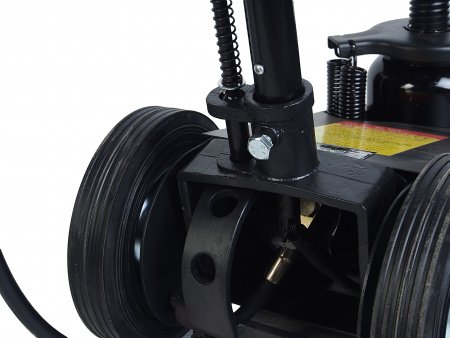 Домкрат RF-1600-6: подкатной пневмогидравлический в компл со сменными надставками-удлинителями 22т (h min-225mm, h max-430mm) ROCKFORCE /1/10/100