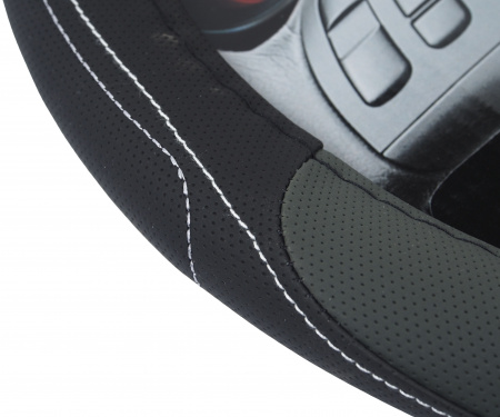 Оплетка руля MIS-17STW55 (M) BLACK/GREY MISTAR /1/25