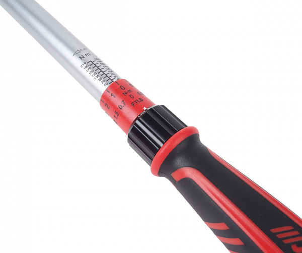 JTC Ключ динамометрический 1/2" 40-210Нм 531мм двухстороннего действия JTC