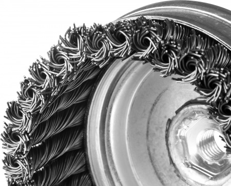 ЗУБР 100 мм, жгутированная стальная проволока 0.8 мм, усиленная чашечная щетка-крацовка для УШМ, Профессионал (35271-100)