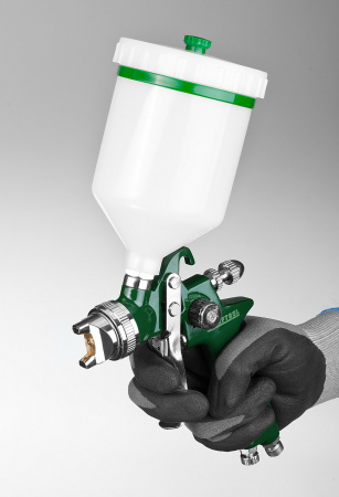 KRAFTOOL AirKraft, HVLP, 1.7 мм, пневматический краскопульт с верхним бачком (06522-1.7)