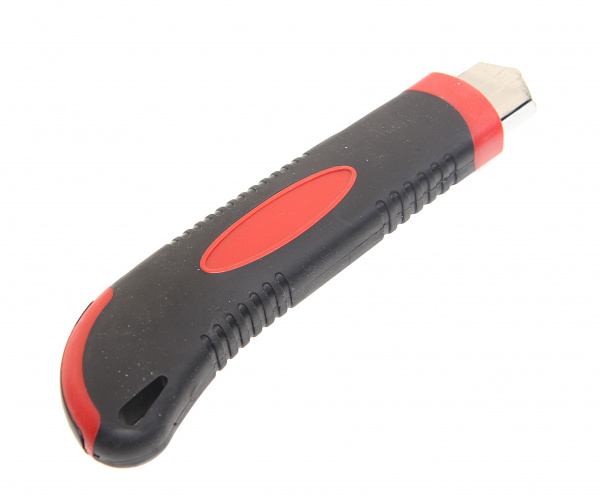 Нож RF-5055P4 универсальный с запасными лезвиями 3шт 18мм, в блистере ROCKFORCE /1