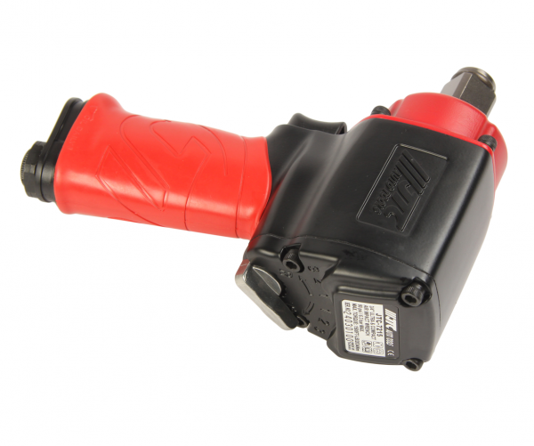 JTC Гайковерт пневматический 3/4" 2034Нм 9000об/мин. 90-120PSI JTC JTC Гайковерт пневматический 3/4" 2034Нм 9000об/мин. 90-120PSI JTC