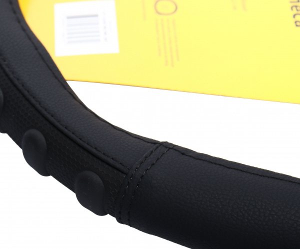 Оплетка руля CP-2040 BLACK (M) "CAR PERFORMANCE" экокожа AUTOPROFI 1/25