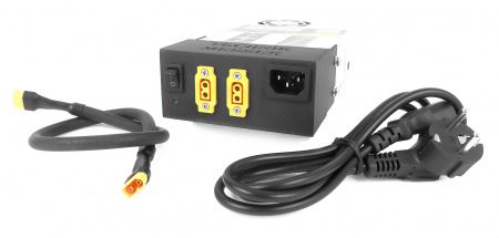 Литий-железо-фосфатный аккумулятор TECHNIK MESSER в защитном кейсе 12В 210Ач 100А с зарядным устройством 25А