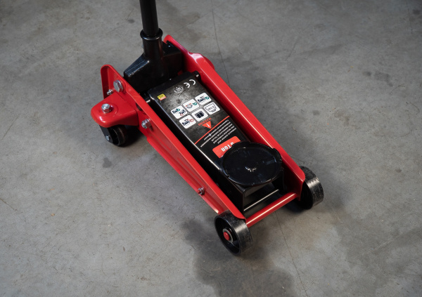 Домкрат гидравлический подкатной  3 т, 140-432 мм TOR TOR LT-FJ830003A-19