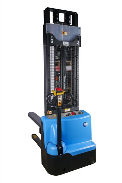Штабелер самоходный 1,5 т 3,5 м TOR WS15H-3500SC PRO 24/85 В/Ач контр. скорости подъема Штабелер самоходный 1,5 т 3,5 м TOR WS15H-3500SC PRO 24/85 В/Ач контр. скорости подъема