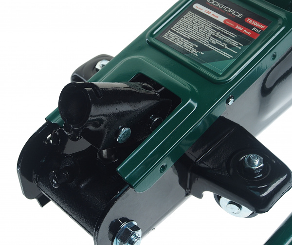 Домкрат гидравлический RF-T83000F подкатной 2т (h min 130мм.h max 380мм) в кейсе ROCKFORCE /1