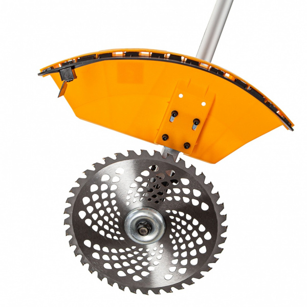 Триммер бензиновый DGT 430S, 43 см3, 2.5 л. с, разъемная штанга, состоит из 2 частей Denzel 