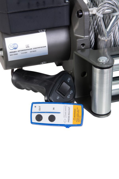 Лебедка автомобильная TOR ЛА SEC15000 г/п 6804 кг 28 м 12V