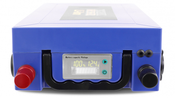 Аккумулятор литий-ионный TECHNIK-MESSER 12В 108000мАч BMS40A 292х185х82 (вольтметр с термодатчиком, быстрая зарядка 2USB, авторозетка)