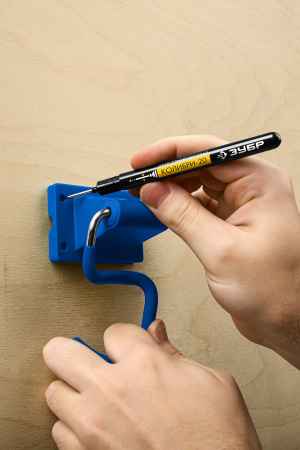 ЗУБР Колибри-20 черный, наконечник L 20 мм, ᴓ 2 мм, перманентный маркер для отверстий (06328-2)