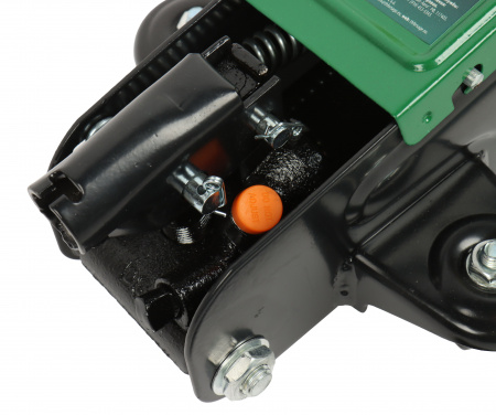 Домкрат гидравлический RF-TR15005 подкатной 2т (h min 135мм.h max 330мм) ROCKFORCE /1