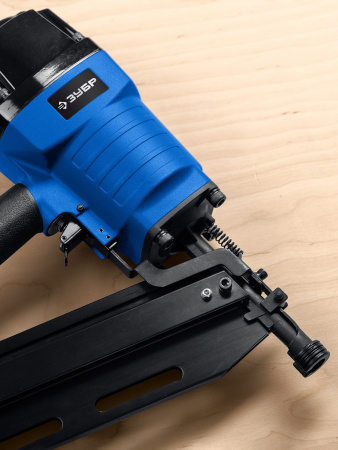 ЗУБР SN21-90, пневматический нейлер для реечных гвоздей ЗУБР SN21 (50-90 мм) ПРОФЕССИОНАЛ (31931)