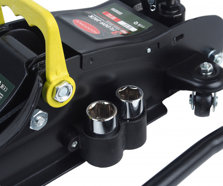 Домкрат гидравлический RF-825021CB подкатной 3т, низкопрофильный с воротком и LEDподсветкой (h min85мм,h max387мм) ROCKFORCE /1