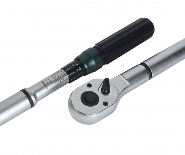 Ключ динамометрический RF-64761240 щелчкового типа с быстр.фикс. "Premium" 200-800Нм,3/4",в пласт. кейсе ROCKFORCE /1/2