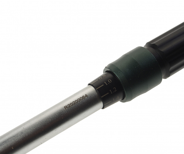 Ключ динамометрический RF-6473295 щелчкового типа с быстр.фикс. "Premium" 5-25Нм,3/8",в пласт. кейсе ROCKFORCE /1/6