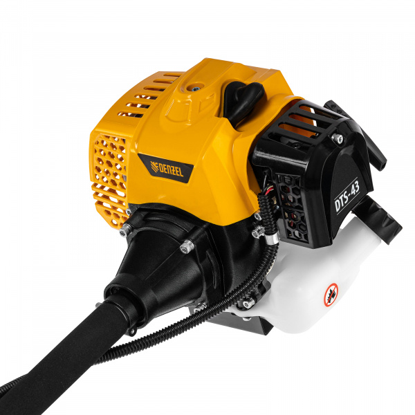 Триммер бензиновый DTS-43, 43 см3, неразъемная штанга, состоит из 2 частей Denzel 