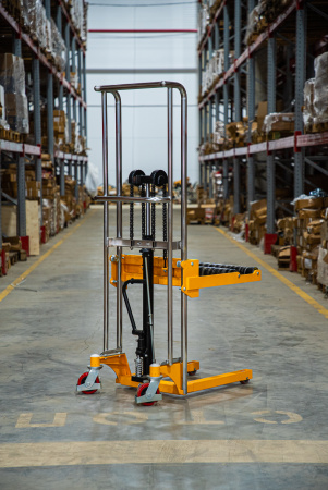 Штабелер гидравлический 0,4 т 1,5 м TOR PF4150R для рулонов