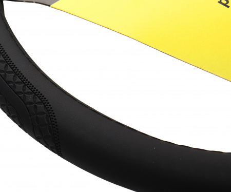 Оплетка руля CP-2011 BLACK (M) "CAR PERFORMANCE" экокожа AUTOPROFI 1/25