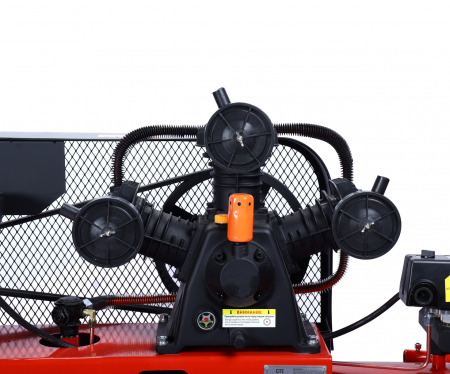 GTE Компрессор пневматический 220В 3.0кВт 8атм. 400л/мин. ресивер-200л поршневой ременной GTE