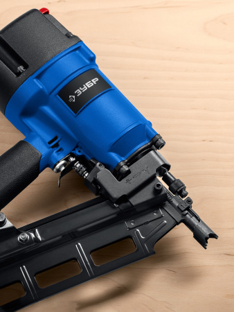 ЗУБР SN21-90A, пневматический нейлер для реечных гвоздей ЗУБР SN21 (50-90 мм), Профессионал (31923)