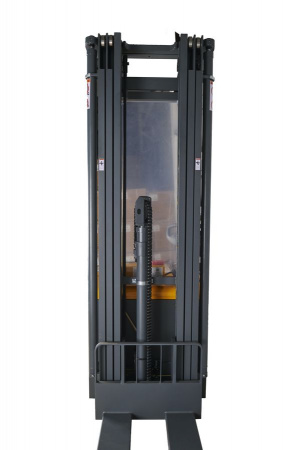 Штабелер самоходный 1,5 т 5,6 м XILIN CDDR15-III 24/200 В/Ач (сопровождаемый)