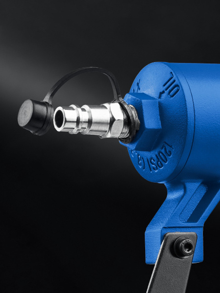 ЗУБР НГ-50, пневматический нейлер-гвоздевыбиватель для гвоздей диаметром до 6 мм, ПРОФЕССИОНАЛ (31939)