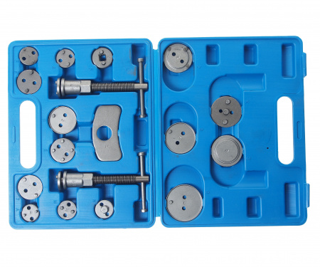 Набор для обслуживания тормозных цилиндров RF-65805 18пр. (право/левосторнний привод) в кейсе ROCKFORCE /1 Набор для обслуживания тормозных цилиндров RF-65805 18пр. (право/левосторнний привод) в кейсе ROCKFORCE /1