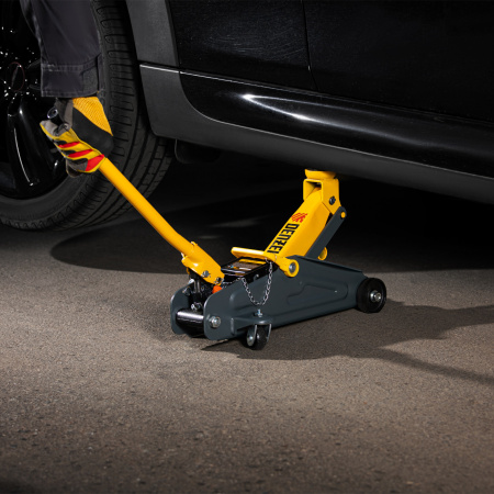 Домкрат гидравлический подкатной с фиксатором, 2 т, 130-330 мм, в кейсе Denzel