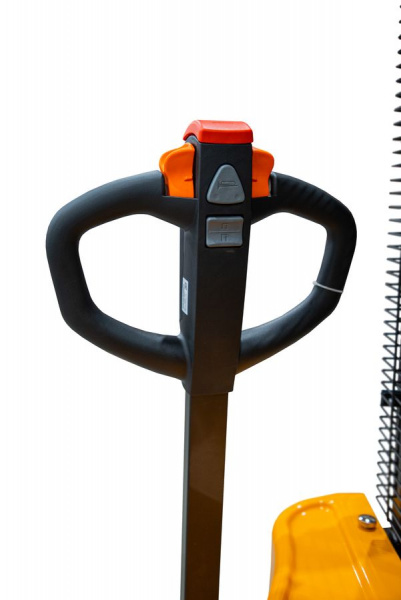 Штабелер самоходный 1,2 т 3,0 м TOR CQDA1230-EL 24/65 В/Ач Штабелер самоходный 1,2 т 3,0 м TOR CQDA1230-EL 24/65 В/Ач