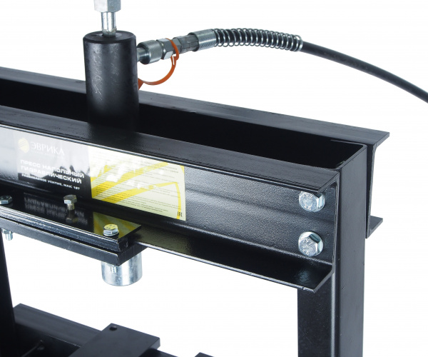 Пресс ER-40012 напольный гидравлический 12т с ручным приводом и манометром (ход штока 135мм, рабочий диапазон 90-858мм) ЭВРИКА /1 NEW