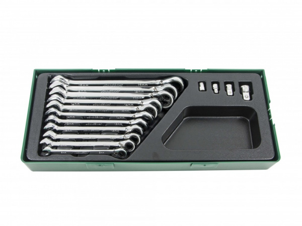 W106115SP Набор ключей гаечных комбинированных трещоточных с аксессуарами, 8-19 мм в ложементе, 15 предметов W106115SP Набор ключей гаечных комбинированных трещоточных с аксессуарами, 8-19 мм в ложементе, 15 предметов