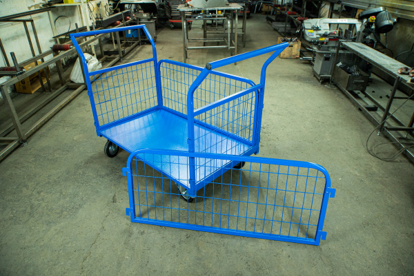 Тележка платформенная TOR ТП-3С (700х1200) с бортами из сетки и двумя ручками (колеса 160 мм)