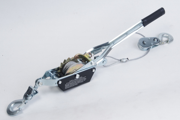 Лебедка RF-TRK8020 рычажная тяговая, 2т (одинарное зубч. колесо, диаметр троса-5мм, длина троса- 1.5/3м) ROCKFORCE /1